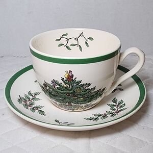 Spode Christmas Tree Tea Cup and Saucer Set S3324-A4 Made in England